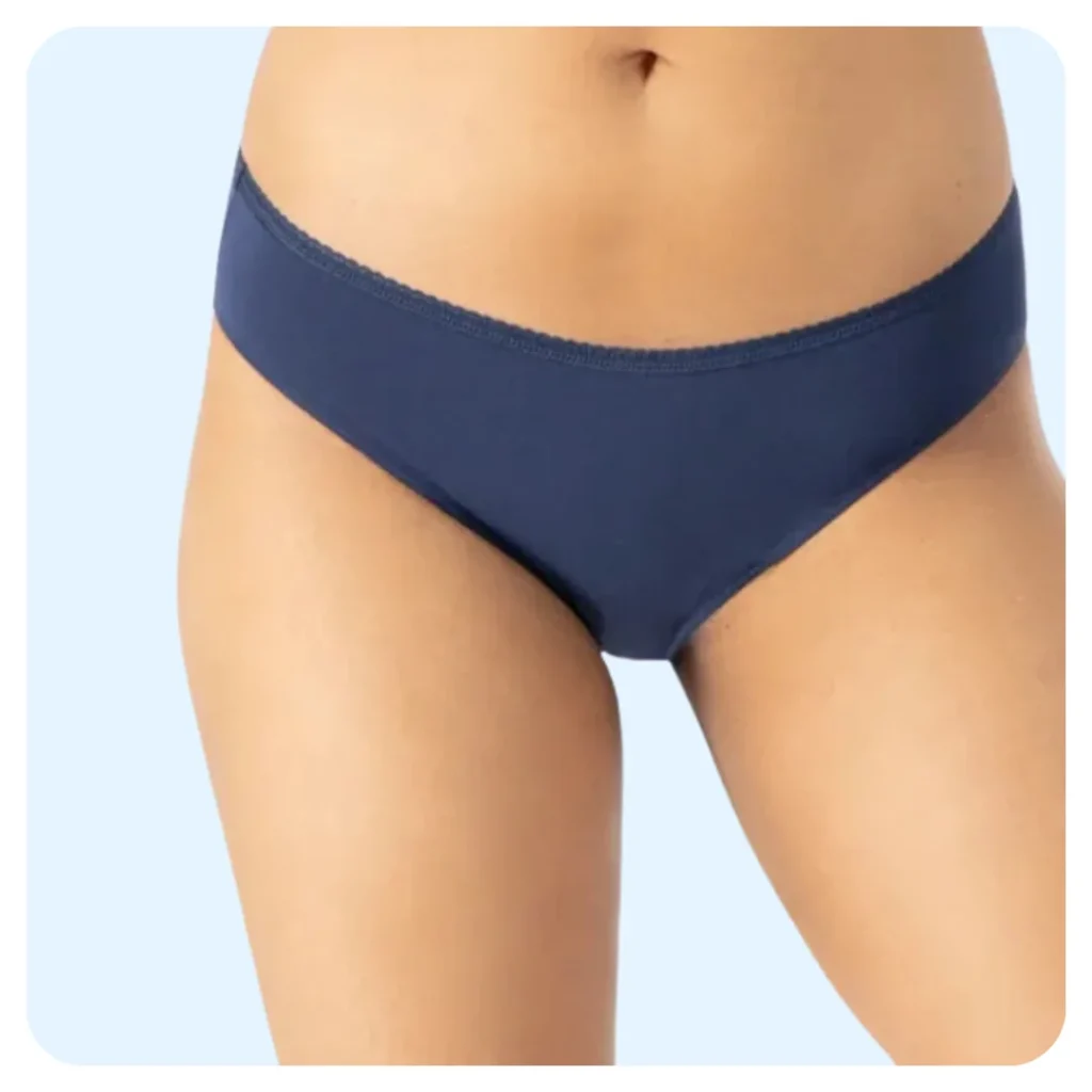 Best Briefs for Inverted Triangle Body Type: Low-Rise Briefs